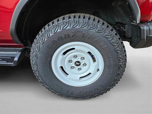 New 2026 Ford Bronco Heritage Edition image 9