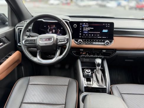 Used 2023 GMC Canyon AT4 w/ AT4 Premium Package image 10