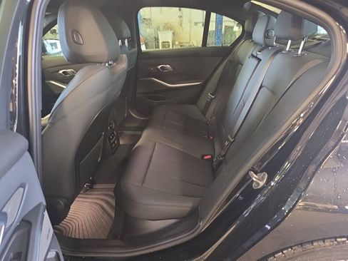 Used 2020 BMW 330i Sedan w/ Premium Package image 5