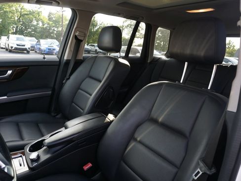 Used 2015 Mercedes-Benz GLK 350 2WD image 27