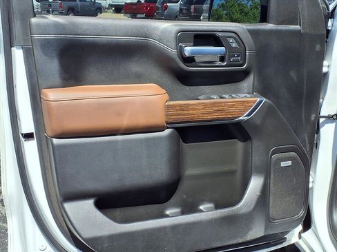 Certified 2022 Chevrolet Silverado 1500 High Country w/ Safety Package II image 15