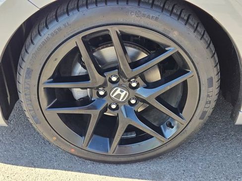 Certified 2024 Honda Civic Sport image 13