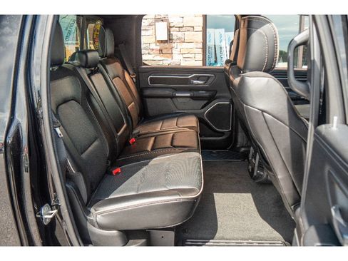 Used 2023 RAM 1500 Laramie AWD/4WD image 19