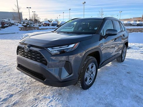 Used 2025 Toyota RAV4 XLE image 3