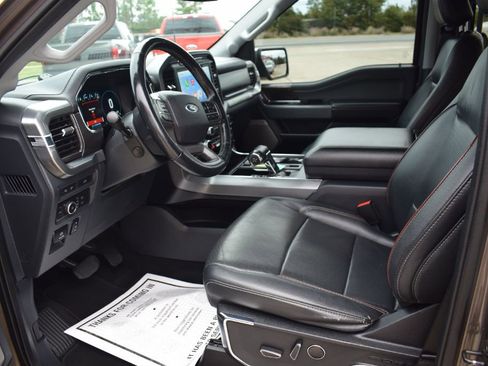 Used 2022 Ford F150 Lariat w/ Equipment Group 502A High image 9