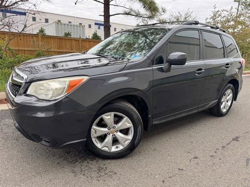Used 2014 Subaru Forester 2.5i Premium AWD/4WD image 3