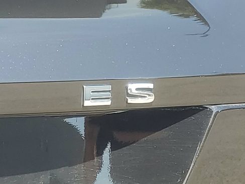 Used 2024 Mitsubishi Eclipse Cross ES AWD/4WD image 36