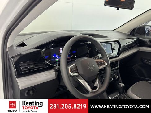 Used 2022 Volkswagen Taos S image 12