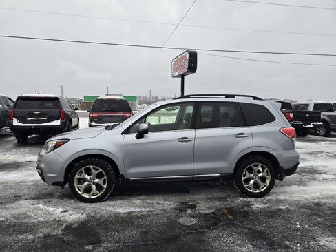 Used 2017 Subaru Forester 2.5i Touring image 6