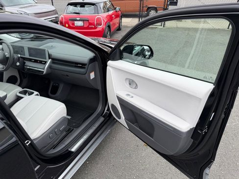 Used 2023 Hyundai Ioniq 5 Limited w/ Cargo Package image 40