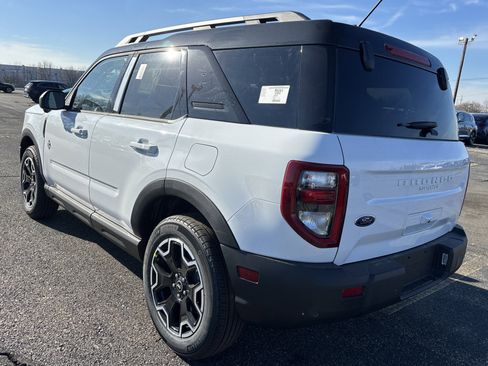 New 2025 Ford Bronco Sport Outer Banks w/ Outer Banks Tech Package+ AWD/4WD image 6
