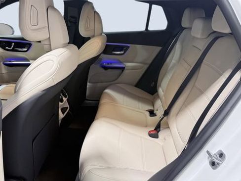 Used 2026 Mercedes-Benz GLC 300 4MATIC image 41