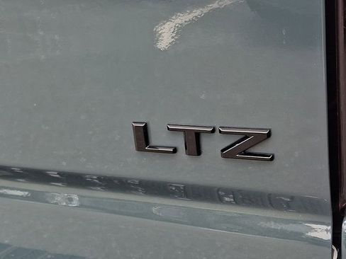 Certified 2025 Chevrolet Silverado 2500 LTZ w/ LTZ Plus Package image 31