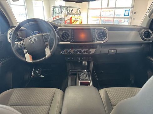 Used 2023 Toyota Tacoma SR5 w/ Technology Package image 27