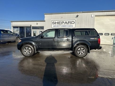 Used 2018 Nissan Frontier PRO-4X image 8