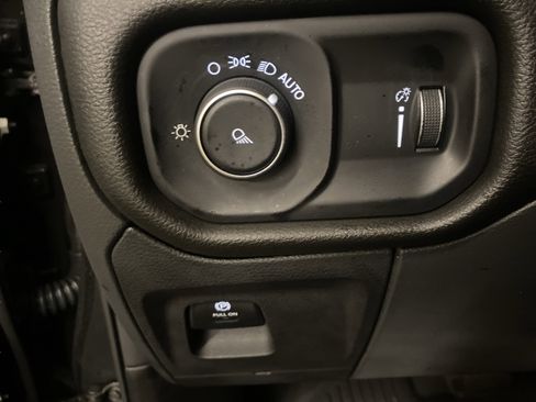 Used 2024 RAM 1500 Tradesman image 20