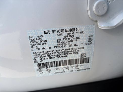 Used 2026 Ford Explorer Active AWD/4WD image 31