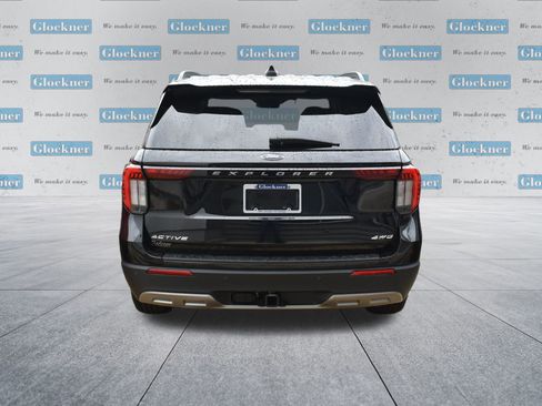 New 2026 Ford Explorer Active w/ Active Comfort Package AWD/4WD image 13