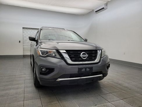 Used 2020 Nissan Pathfinder SV image 14