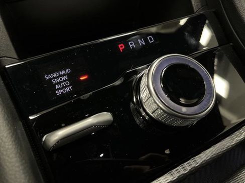 New 2025 Jeep Grand Cherokee L Limited image 22