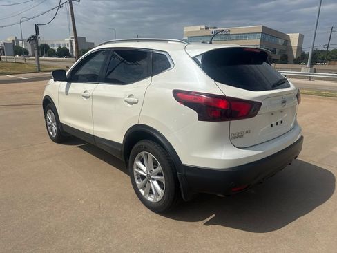 Used 2019 Nissan Rogue Sport SV w/ Technology Package FWD image 13