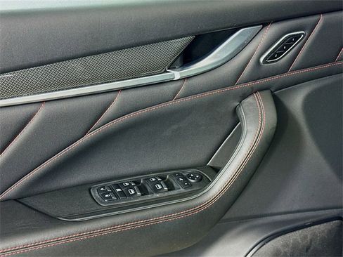 Used 2023 Maserati Levante GT image 20