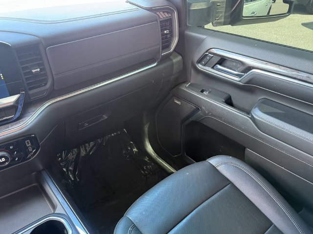 Used 2024 Chevrolet Silverado 2500 LTZ w/ LTZ Plus Package AWD/4WD image 15