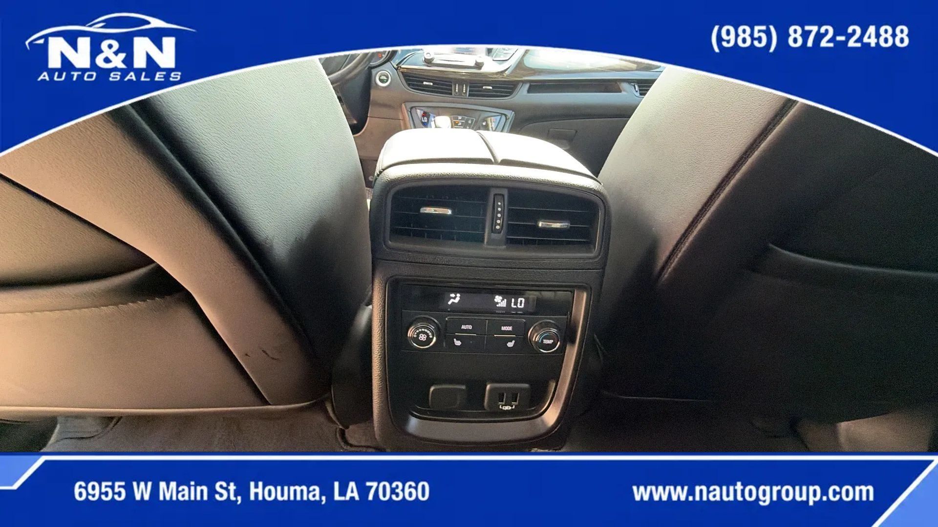 Used 2019 Buick Envision Essence FWD image 17
