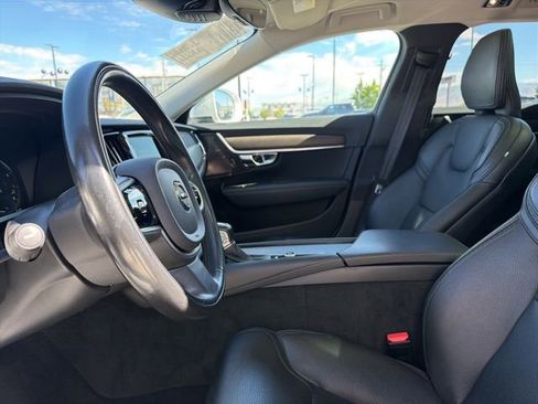 Used 2020 Volvo V90 T6 Cross Country AWD/4WD image 21