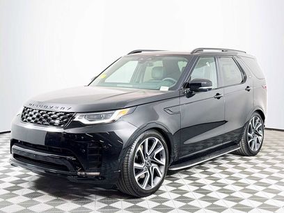 New 2025 Land Rover Discovery Dynamic SE