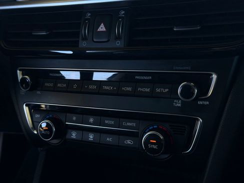 Used 2019 Kia Optima S image 39