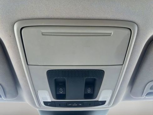 Used 2023 Honda Pilot Elite image 15