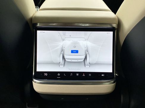 Used 2023 Tesla Model S Standard Range image 24