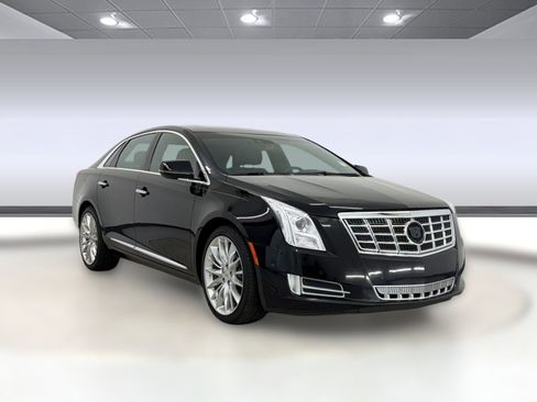 Used 2014 Cadillac XTS Platinum FWD image 7