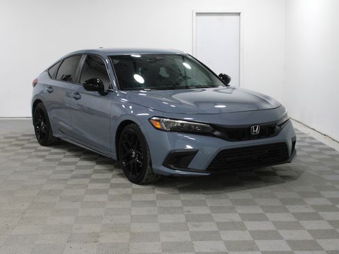 Used 2023 Honda Civic Sport image 1