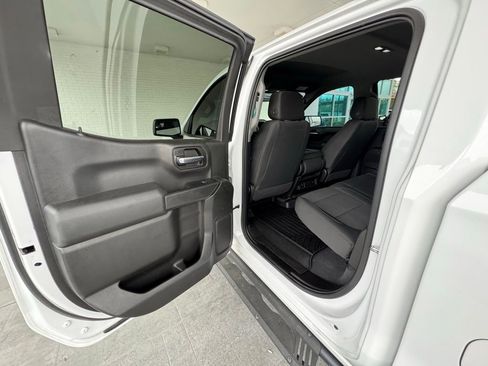 Used 2019 Chevrolet Silverado 1500 Custom Trail Boss w/ Custom Convenience Package AWD/4WD image 20