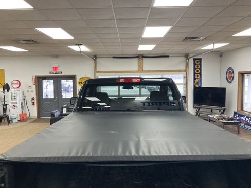 Used 2017 RAM 1500 Express w/ Black Ram 1500 Express Group image 15