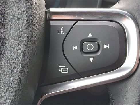 Certified 2024 Volvo C40 P8 Recharge Plus w/ Climate Package image 21