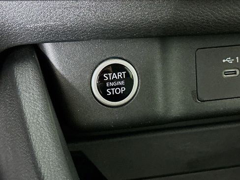 Certified 2023 Nissan Rogue SV AWD/4WD image 21