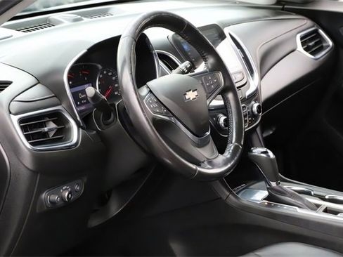 Used 2020 Chevrolet Equinox Premier image 10