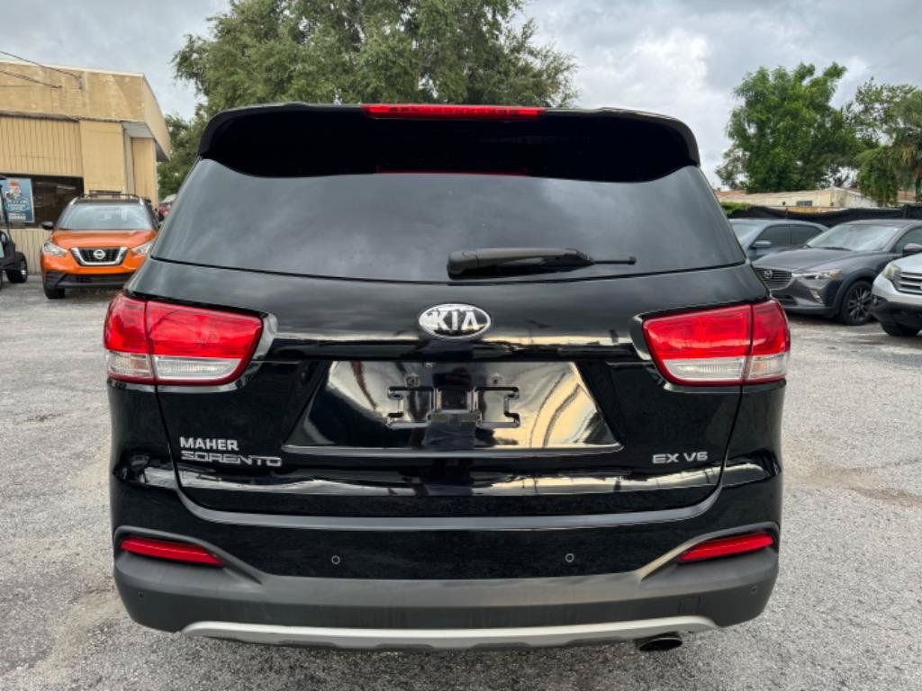 Used 2016 Kia Sorento EX w/ EX Premium Package FWD image 6