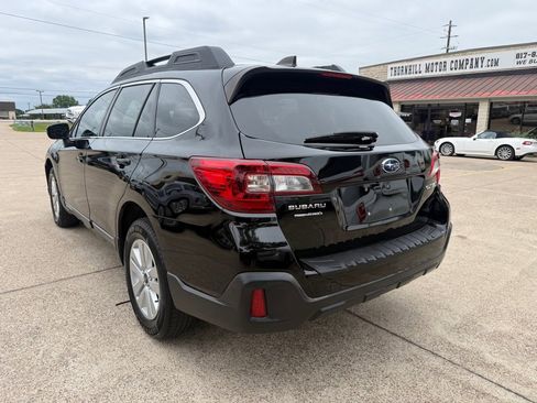 Used 2019 Subaru Outback 2.5i Premium AWD/4WD image 5