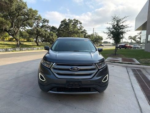 Used 2017 Ford Edge Titanium w/ Equipment Group 301A FWD image 6