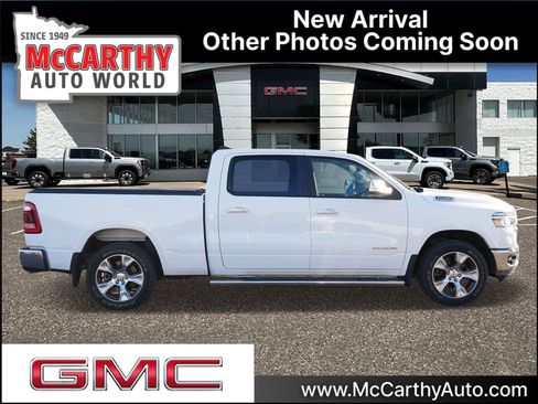 Used 2022 RAM 1500 Laramie AWD/4WD image 1