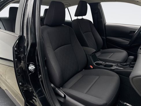 Used 2024 Toyota Corolla LE image 16