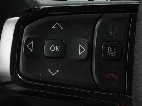 Used 2023 RAM 2500 Limited AWD/4WD image 17
