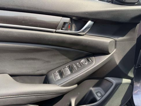 Used 2019 Honda Accord Sport image 16