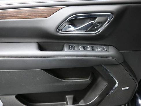 Used 2023 Chevrolet Tahoe High Country image 13