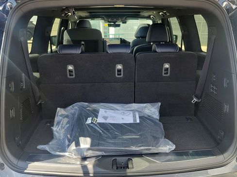 New 2026 INFINITI QX80 4WD w/ Sport Exterior Package image 16