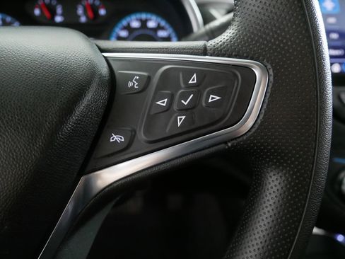 Used 2025 Chevrolet Malibu LT image 28